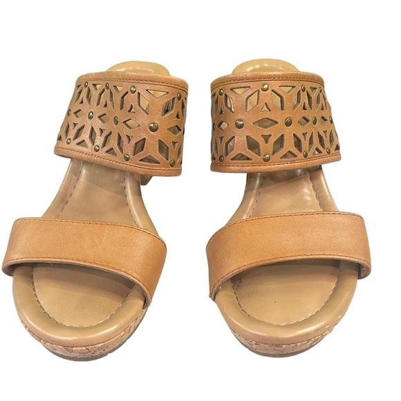 Franco Fortini Leslie Tan/Brown Cutout Studded Cork Wedge Sandals 8.5 - Picture 1 of 16